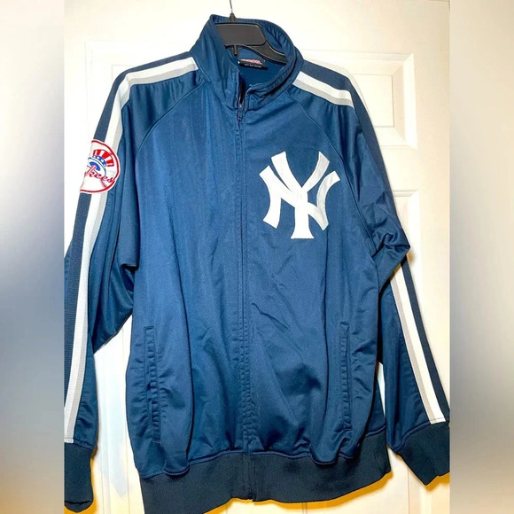 New York Yankees Stitches Athletic Jacket Men’s Size XL Training Striped Sleeve - Picture 1 of 7